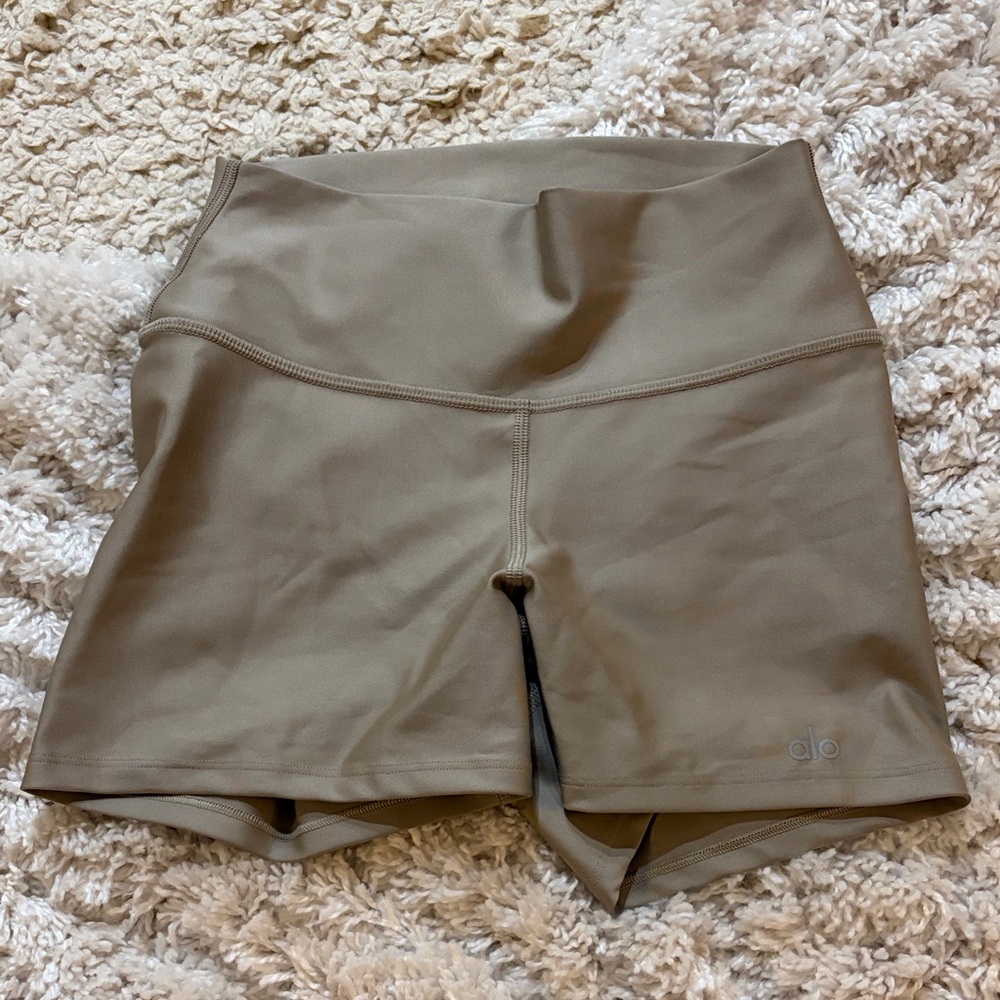 ALO Yoga Women's Bike Shorts